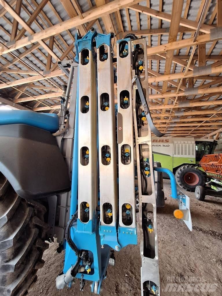 Lemken Vega 12/4000 牽引式噴霧機