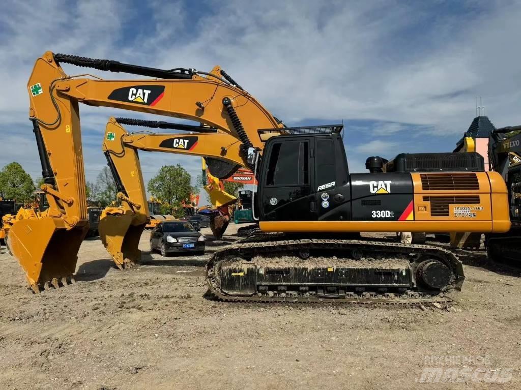 CAT 330 D2 中型挖土機/掘鑿機/挖掘機 7t-12t