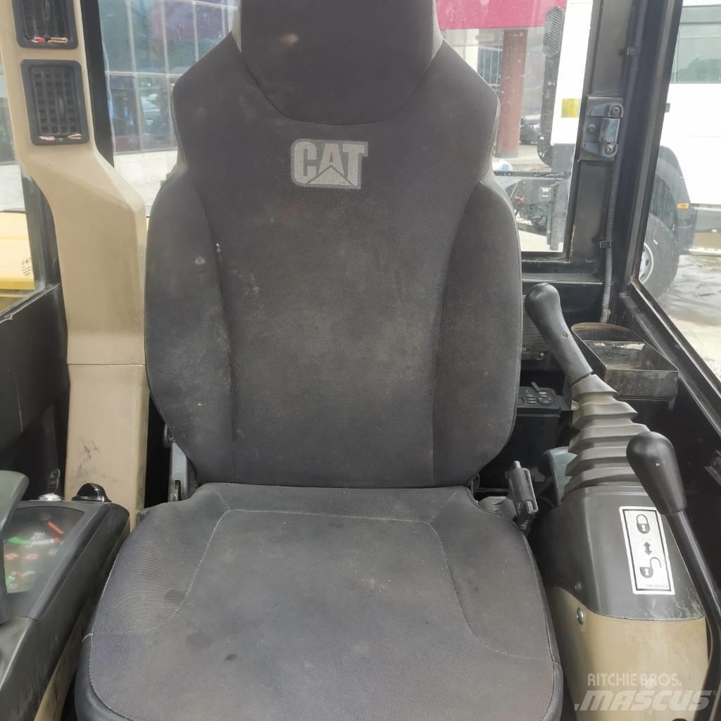 CAT 306 E 小型挖土機/掘鑿機<7t(小型挖掘機)