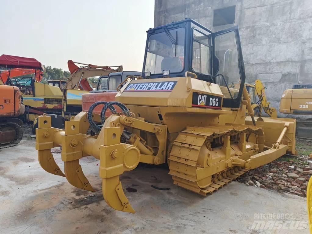 CAT D 6 G 履帶推土機