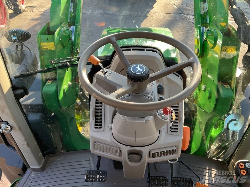 John Deere 6120 M 曳引機