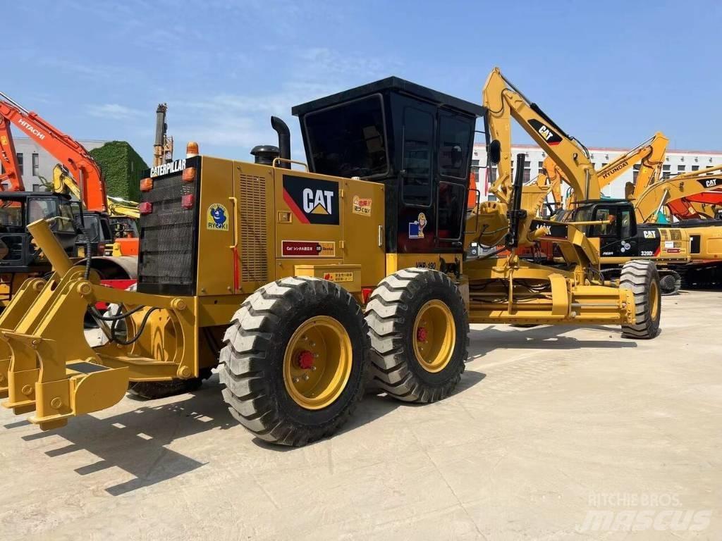 CAT 140 K 平土機