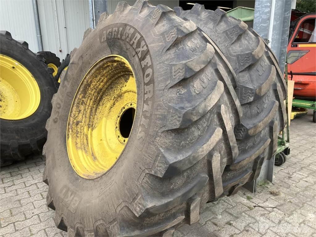 BKT 650/85R38 輪胎、車輪和輪圈
