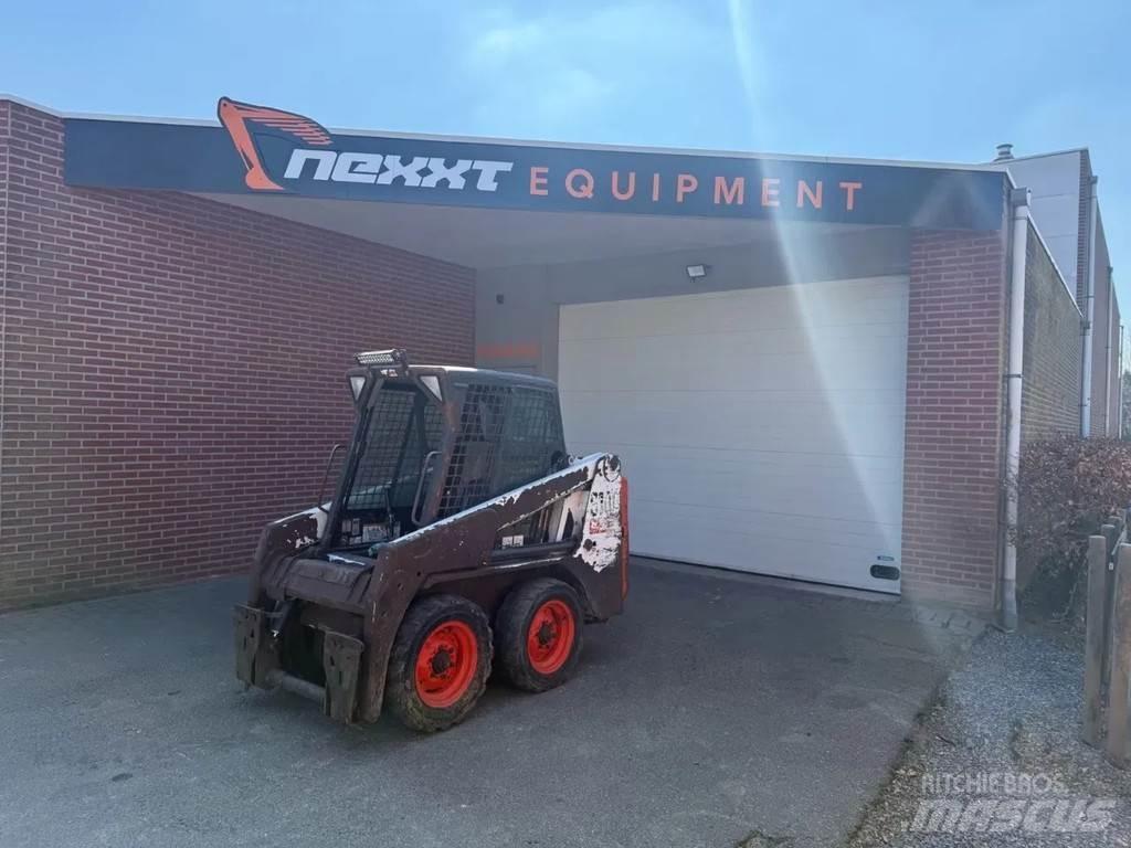 Bobcat S100 滑移轉向裝載機