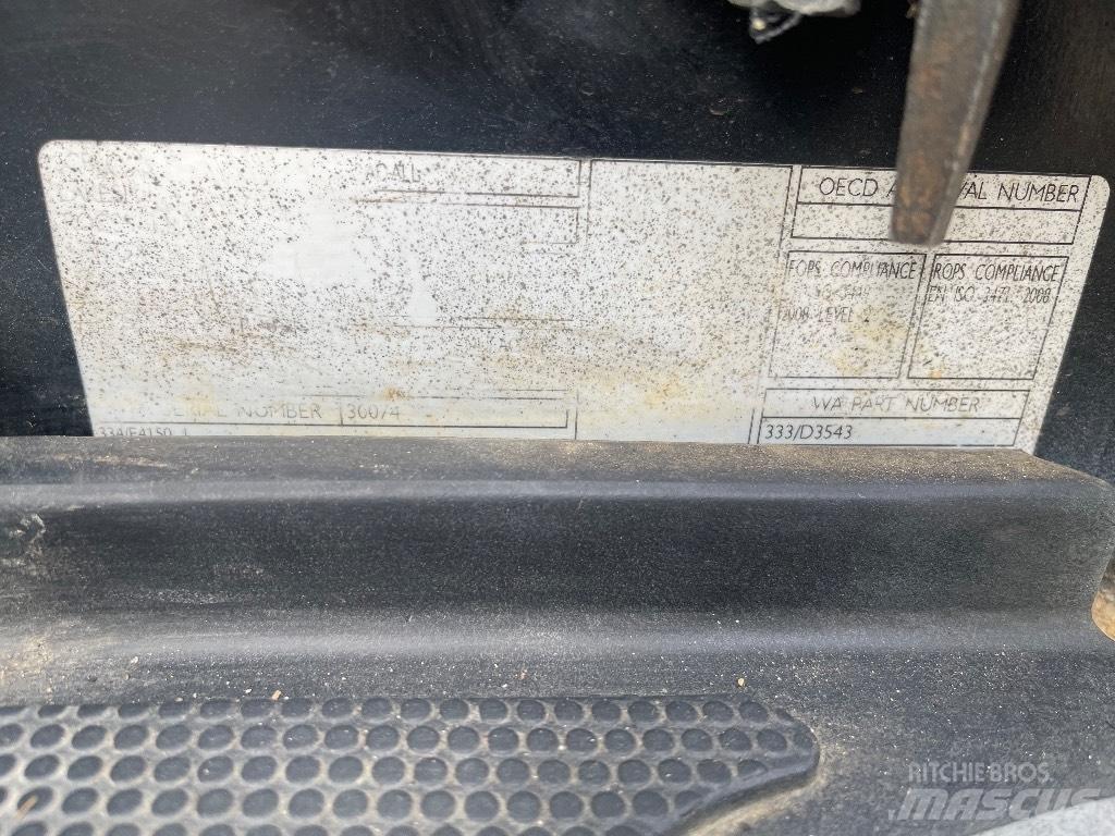 JCB 535-125 伸縮臂操作車