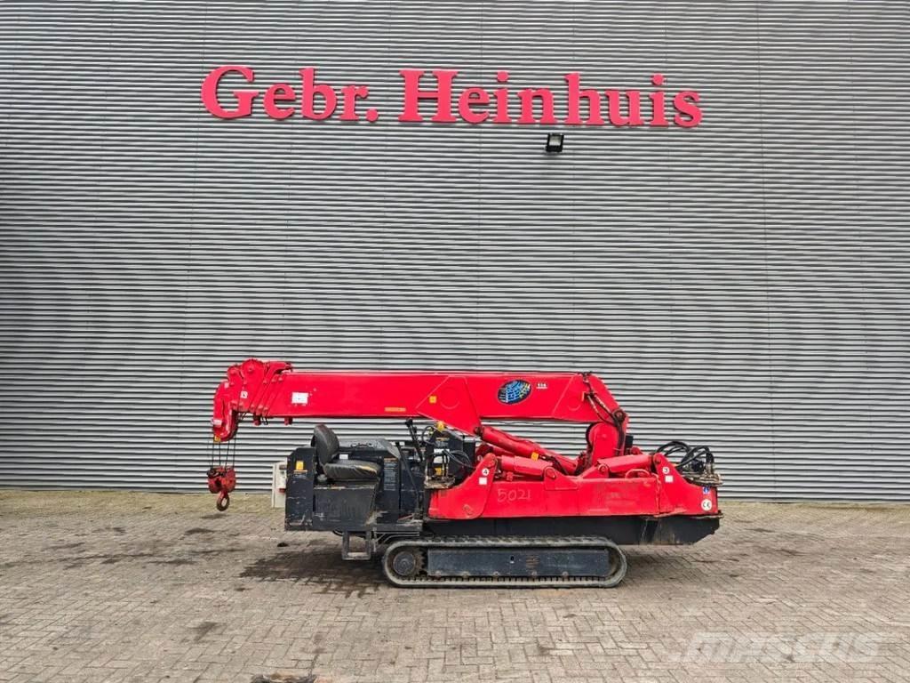 Unic URW 506 CDE 小型起重機