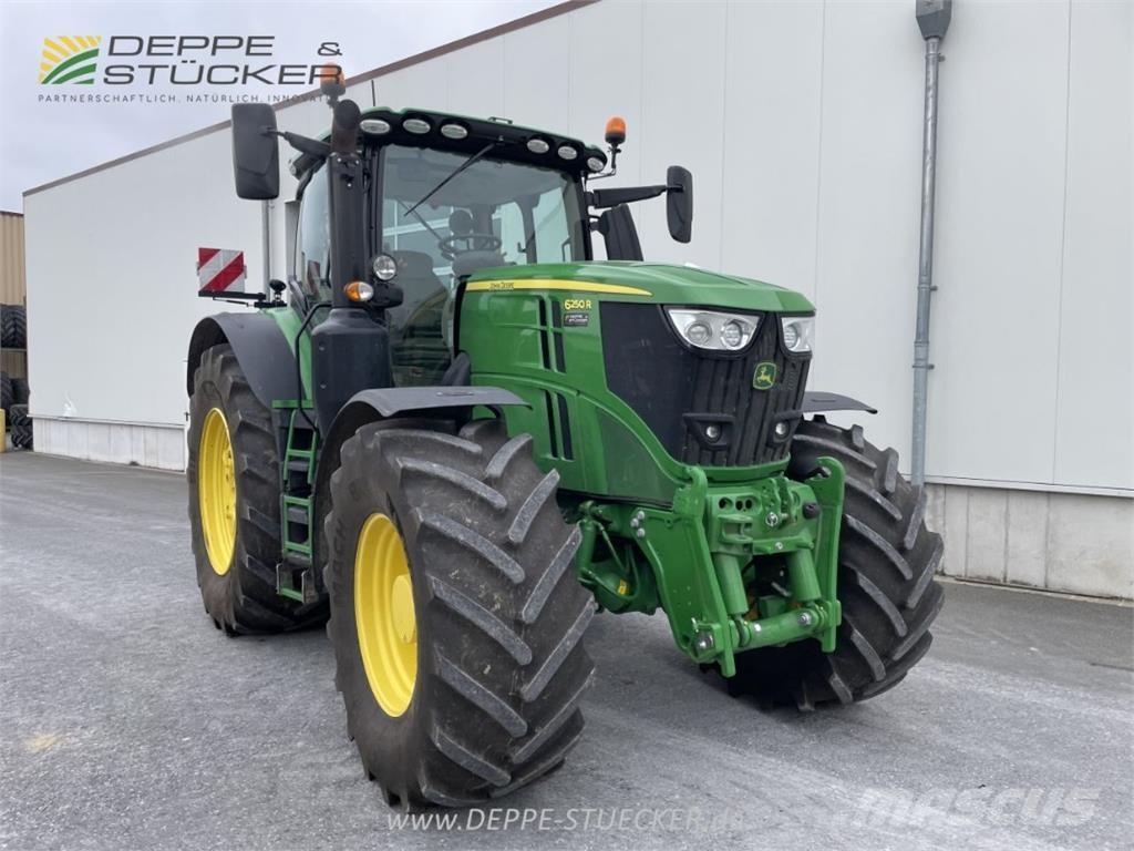 John Deere 6250R 曳引機