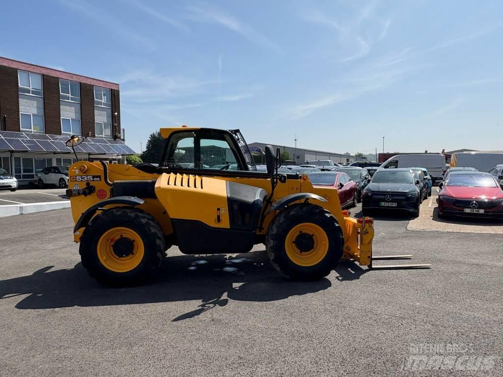JCB 535-95 伸縮臂操作車