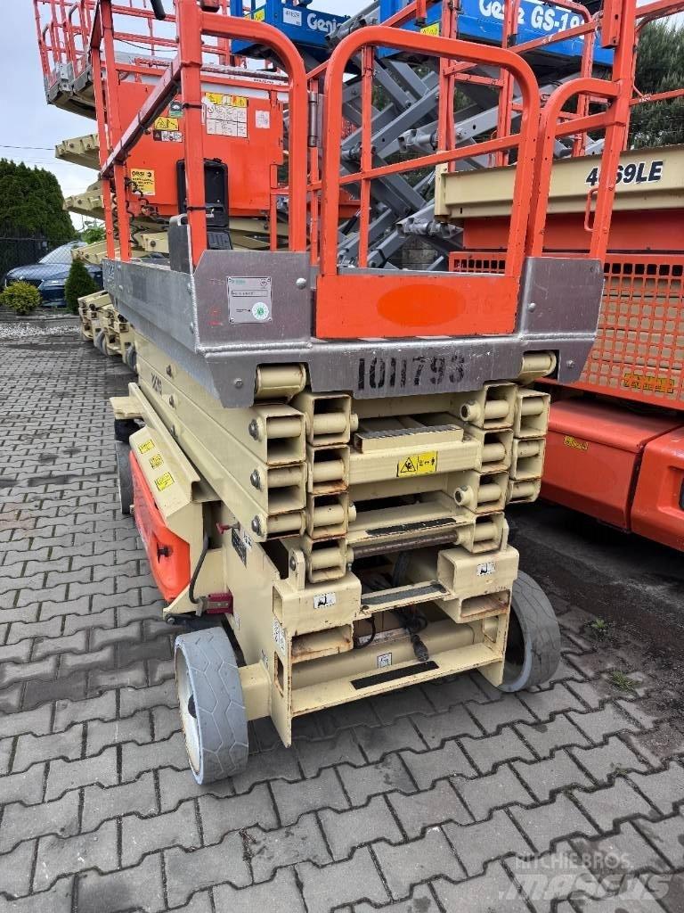 JLG 3246 ES 剪式升降機