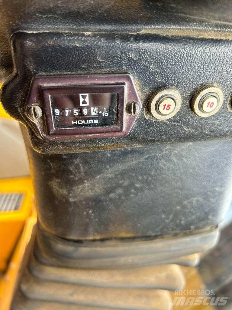 Load Lifter 2416-12D 越野車