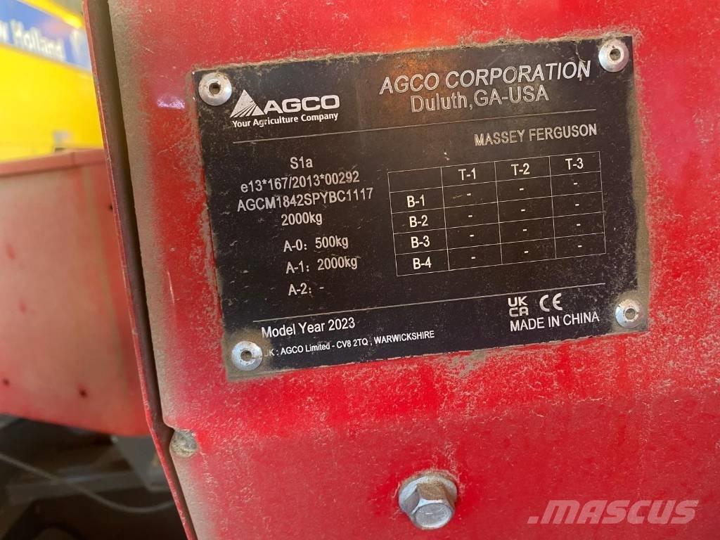 Massey Ferguson 1842 方形打捆機
