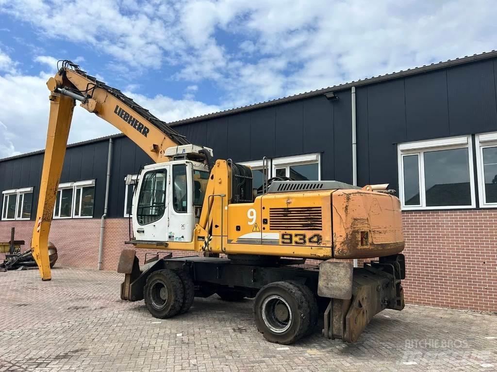 Liebherr A934C 廢棄物/工業用操作車