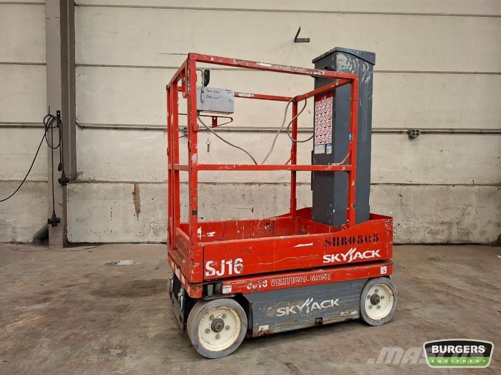 SkyJack SJ16 其他升降機和作業平台