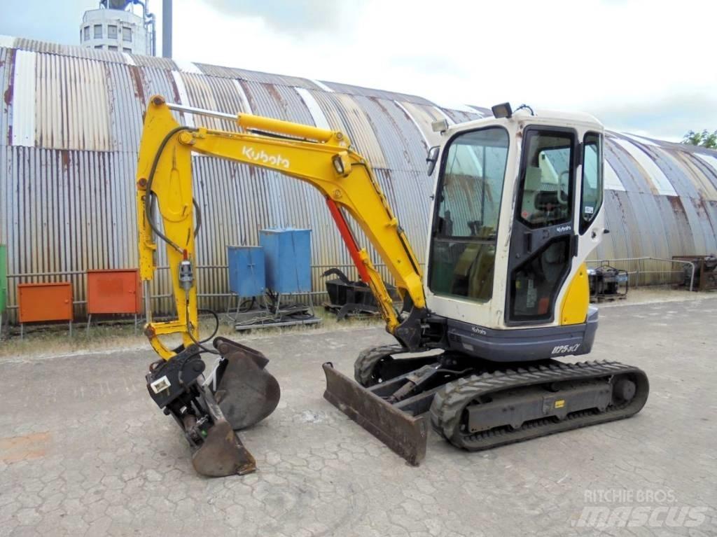 Kubota U 25-3 A 小型挖土機/掘鑿機<7t(小型挖掘機)