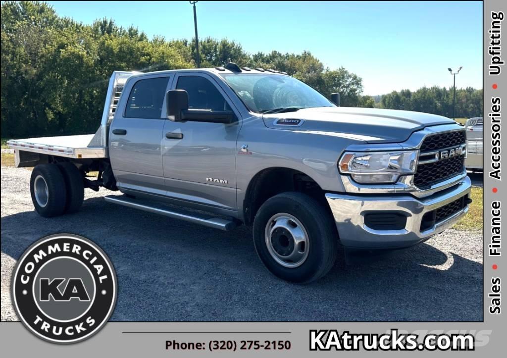 RAM 3500 TRADESMAN 平板式/側卸式卡車