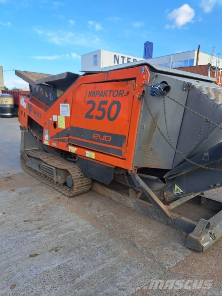 Arjes 250 Impaktor 廢棄物撕碎機