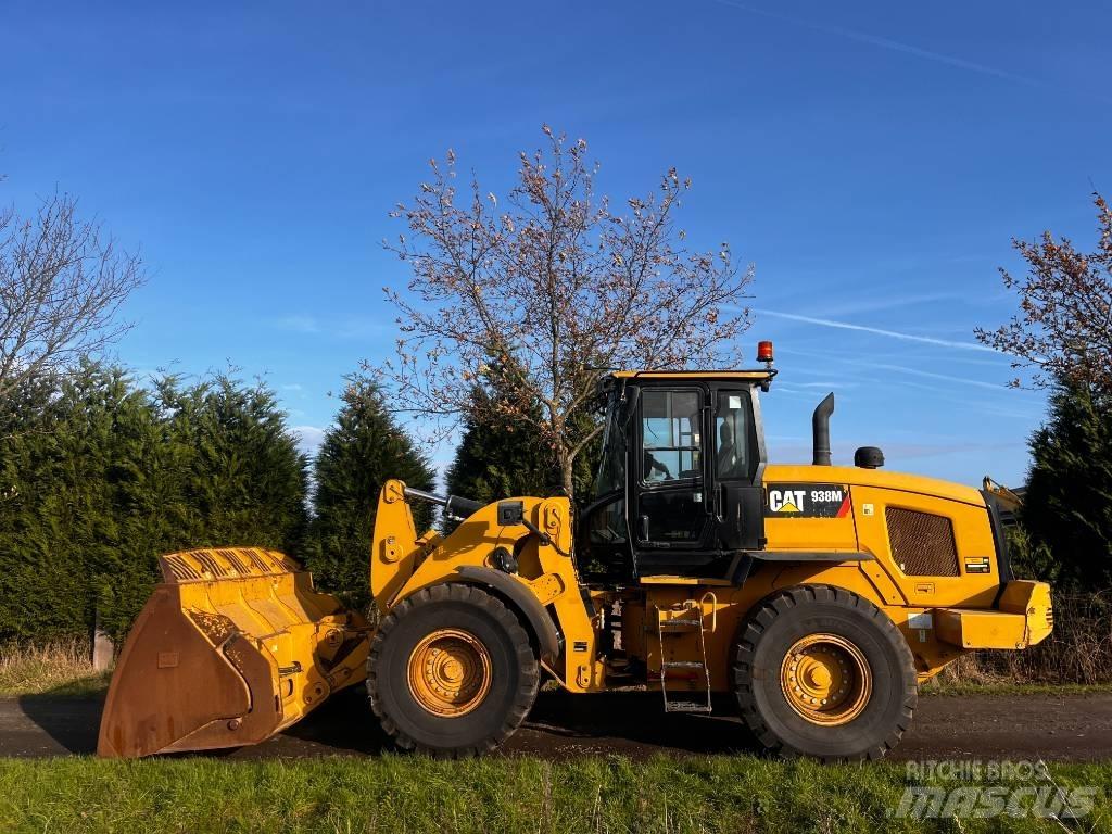 CAT 938M 輪胎式裝載機