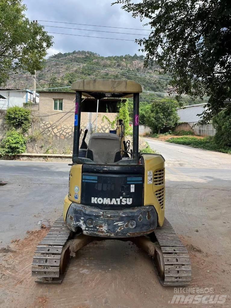 Komatsu PC 35 MR-2 小型挖土機/掘鑿機<7t(小型挖掘機)