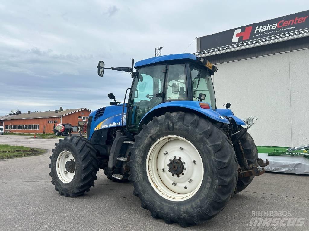 New Holland TG 230 曳引機