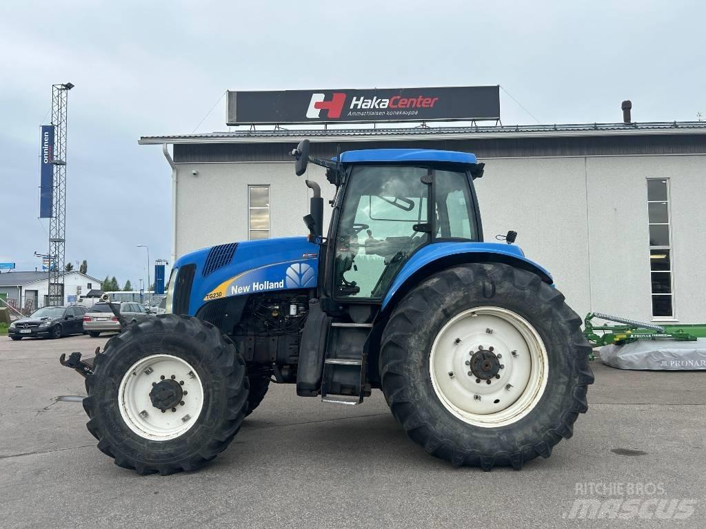 New Holland TG 230 曳引機