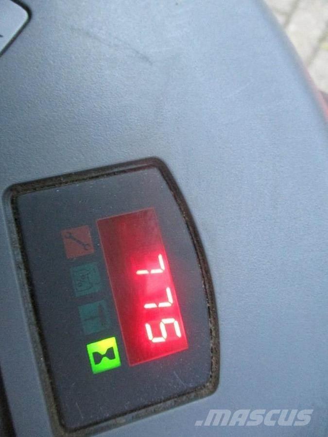 BT LWE 160 低架升降機