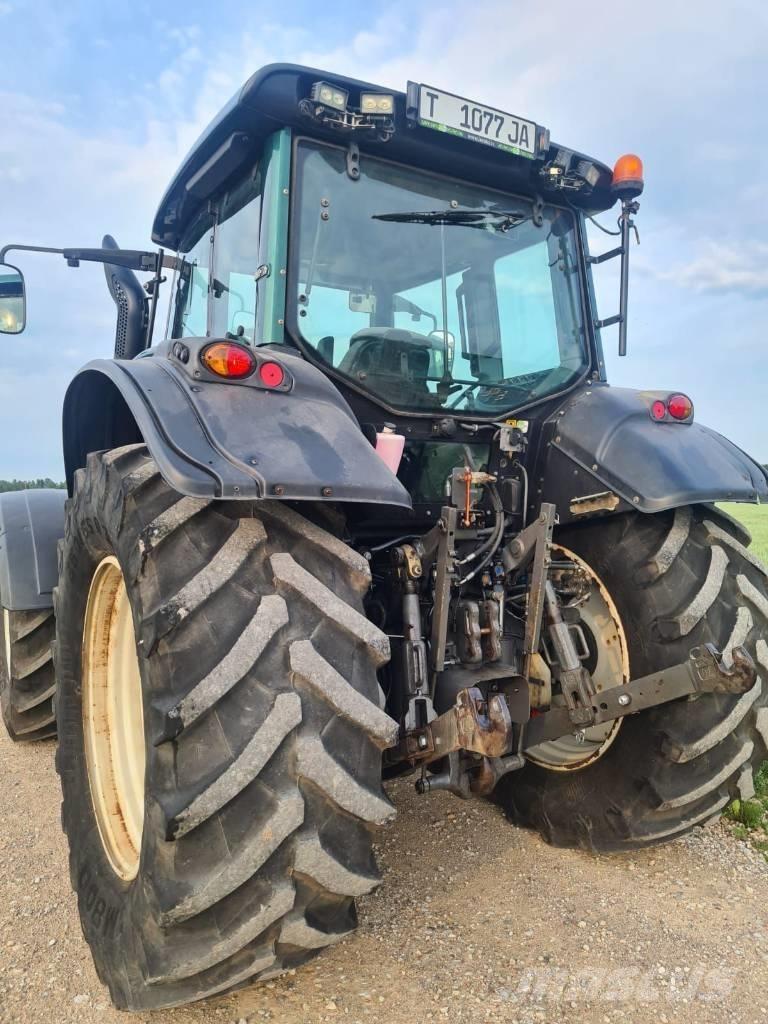 Valtra T 173 HiTech 曳引機