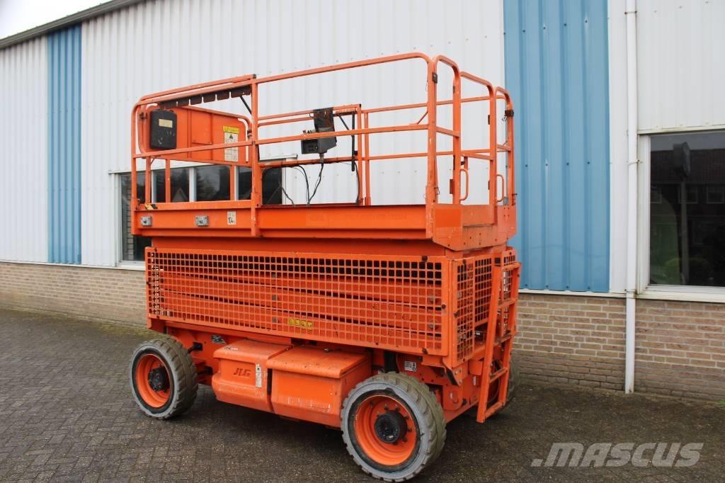 JLG M 3369 剪式升降機