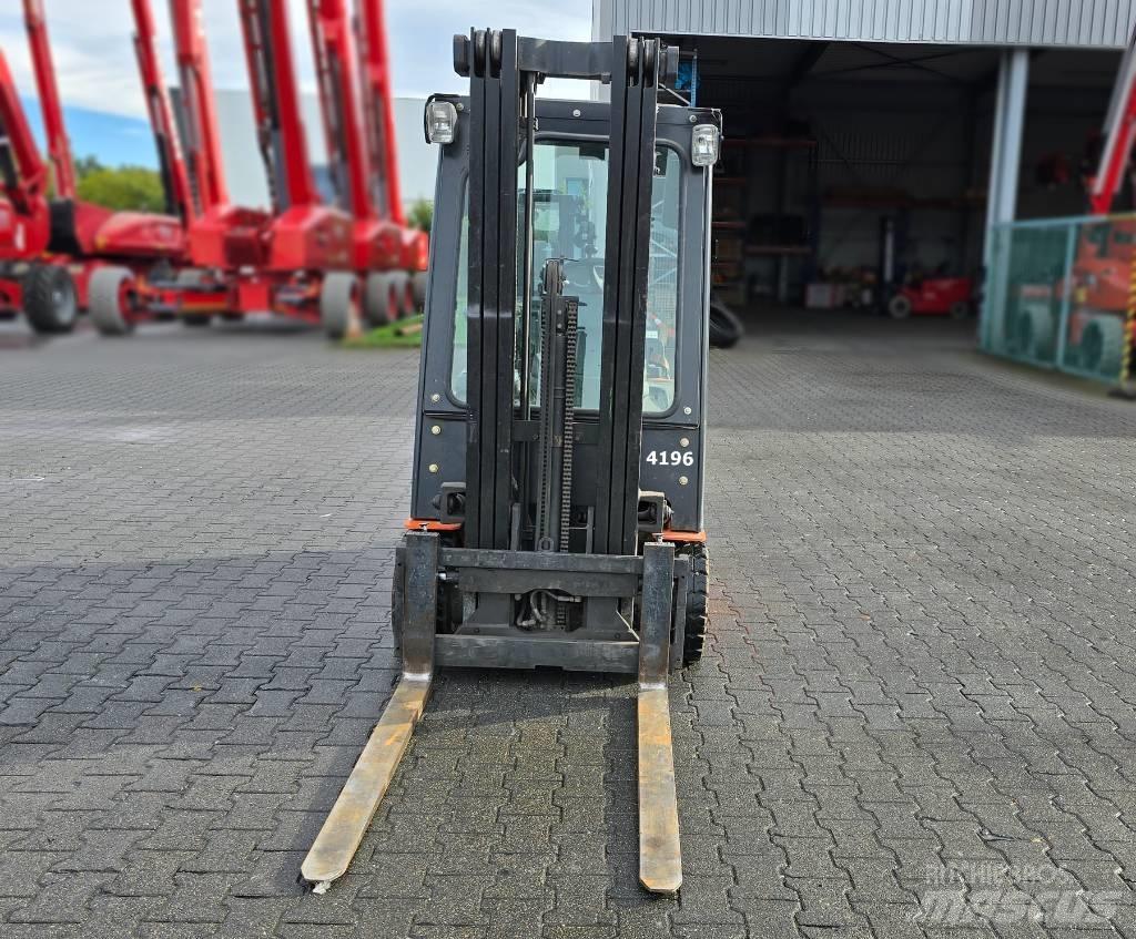 Doosan B 20 T-5 FFT 電動堆高機
