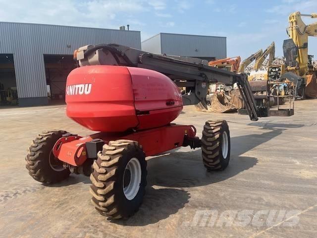 Manitou 180 ATJ 曲臂高空作業車