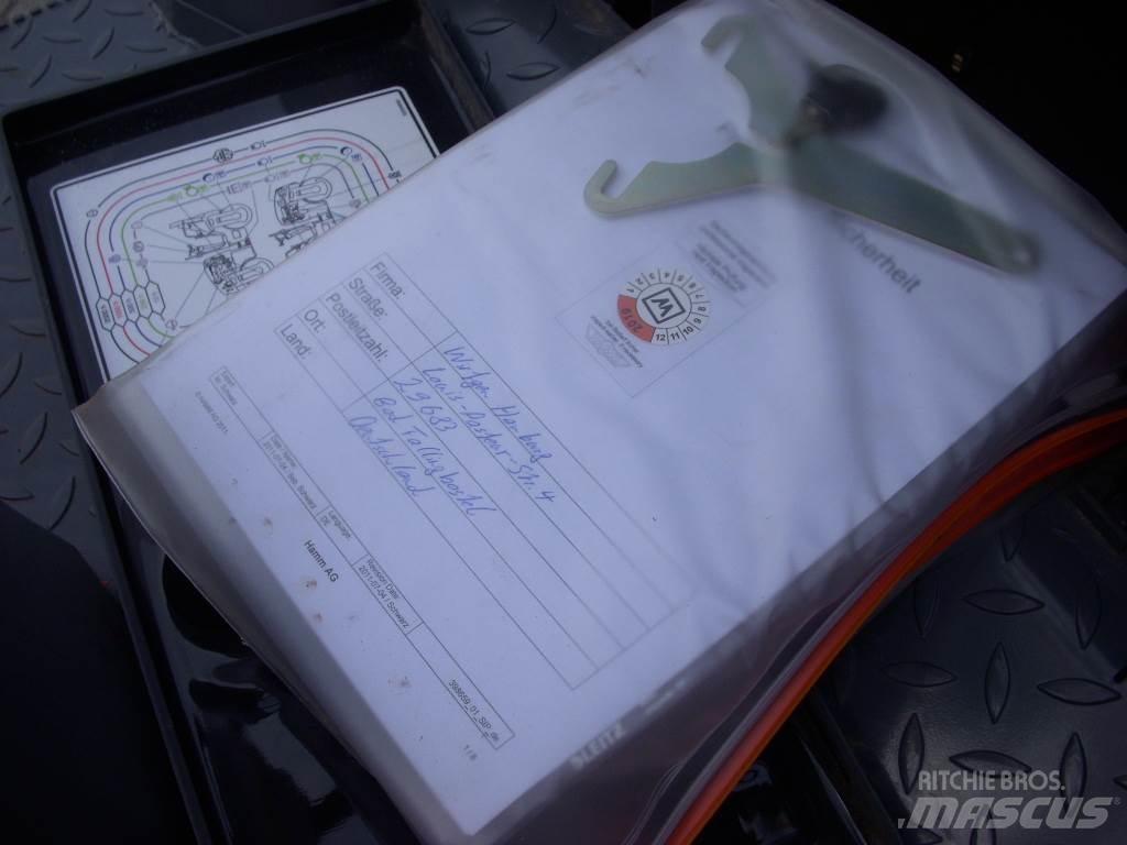 Hamm HD 12 VV 雙輪滾壓機