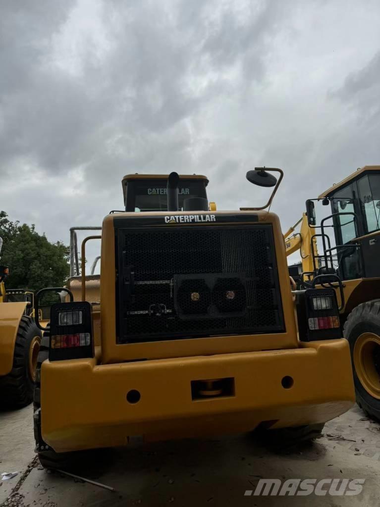 CAT 966 H 輪胎式裝載機