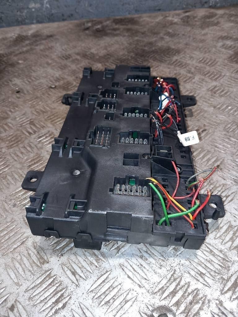 Volvo FH 12    20568055 電子設備