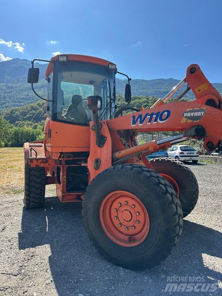 Fiat-Kobelco W 110 輪胎式裝載機