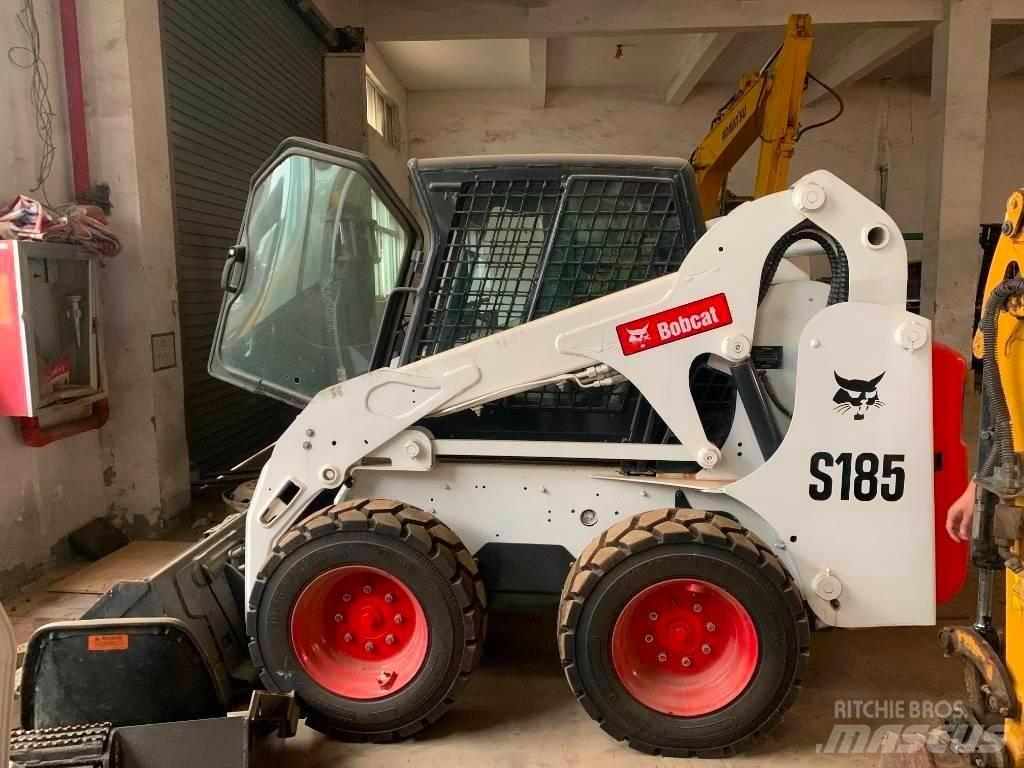 Bobcat S 185 滑移轉向裝載機