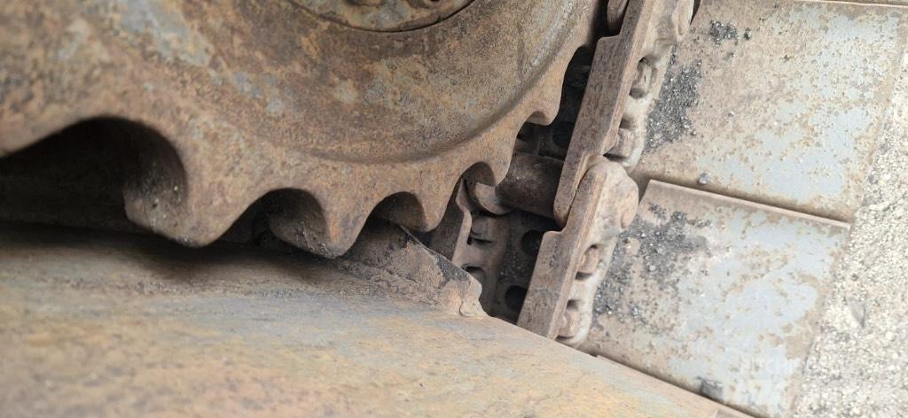 Sandvik QA 450 移動式篩選機