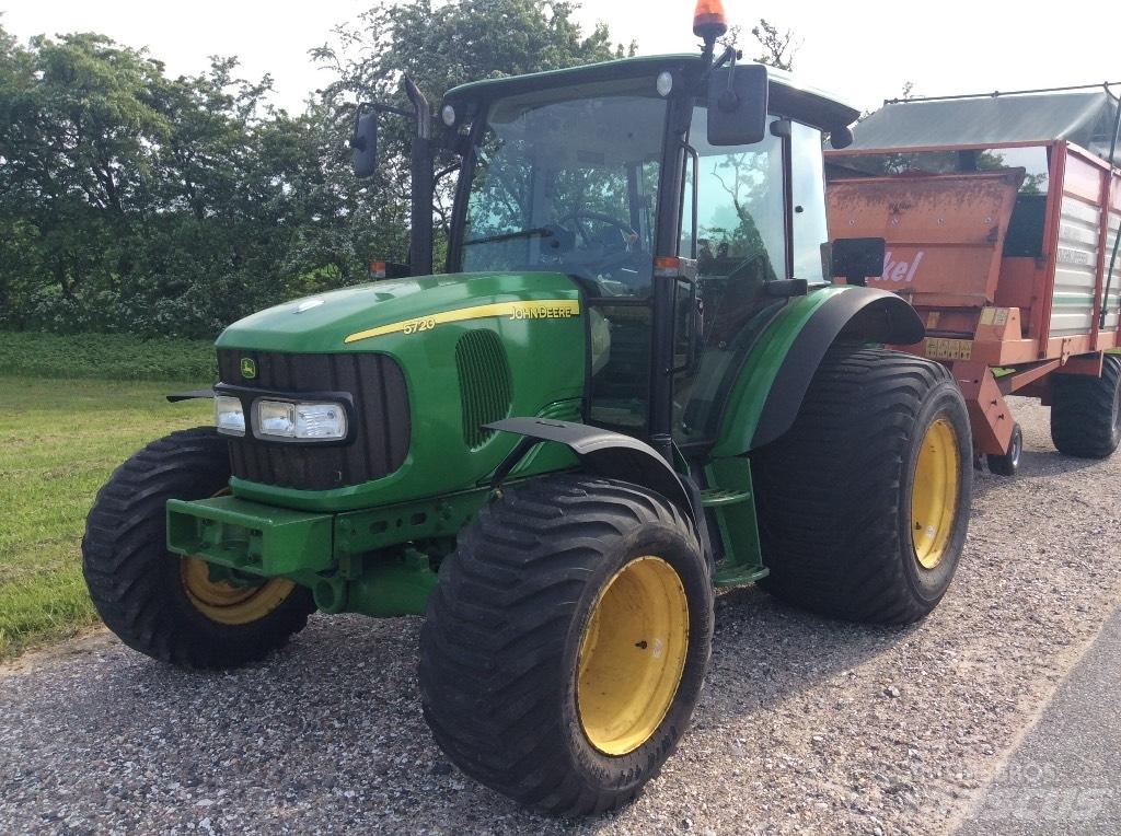 John Deere 5720 曳引機