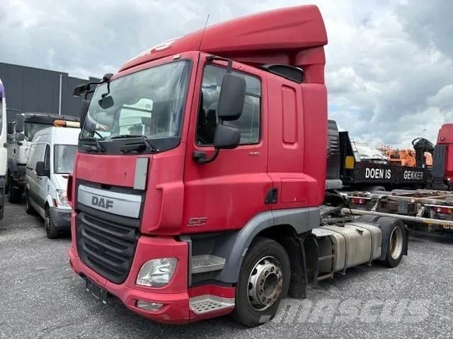 DAF CF 440 曳引機組件