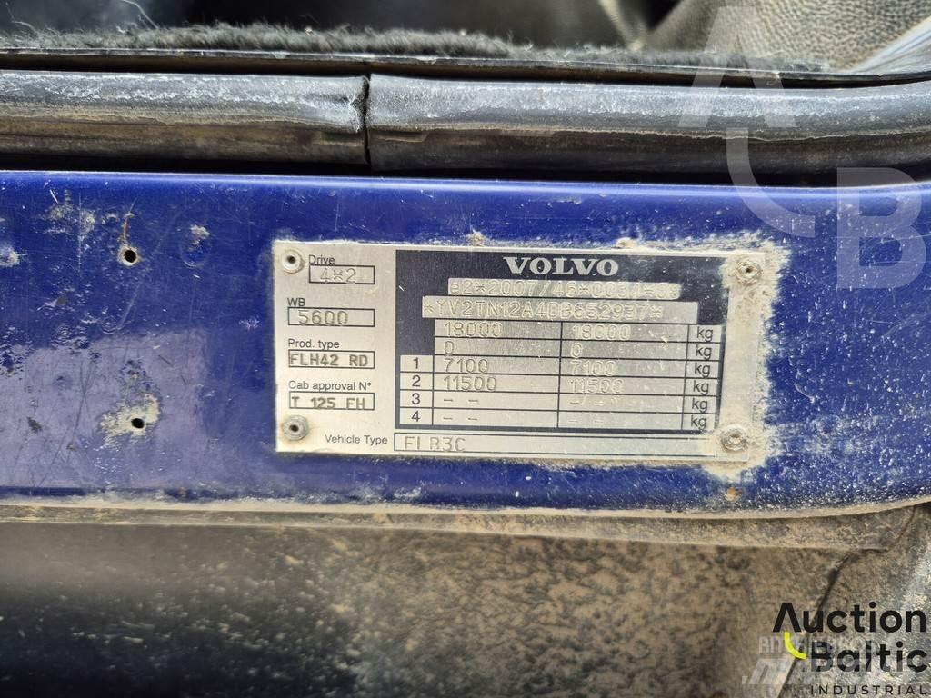 Volvo FL240 貨箱式卡車