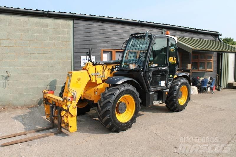 JCB 535-95 伸縮臂操作車