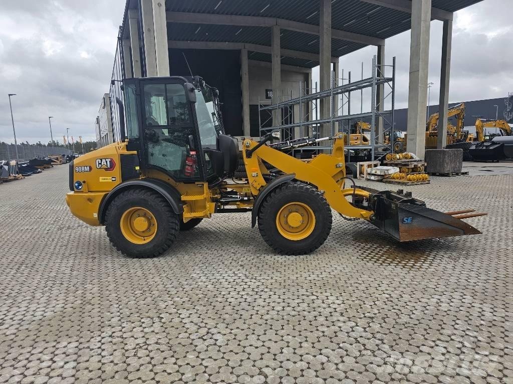 CAT 908 M 輪胎式裝載機