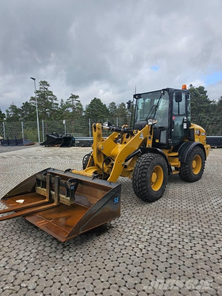CAT 908 M 輪胎式裝載機
