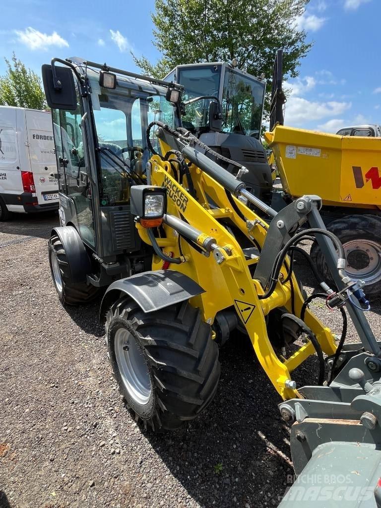 Wacker Neuson WL 25 輪胎式裝載機