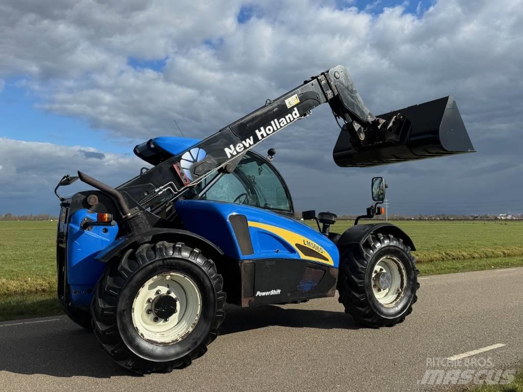 New Holland LM 5060 伸縮臂操作車
