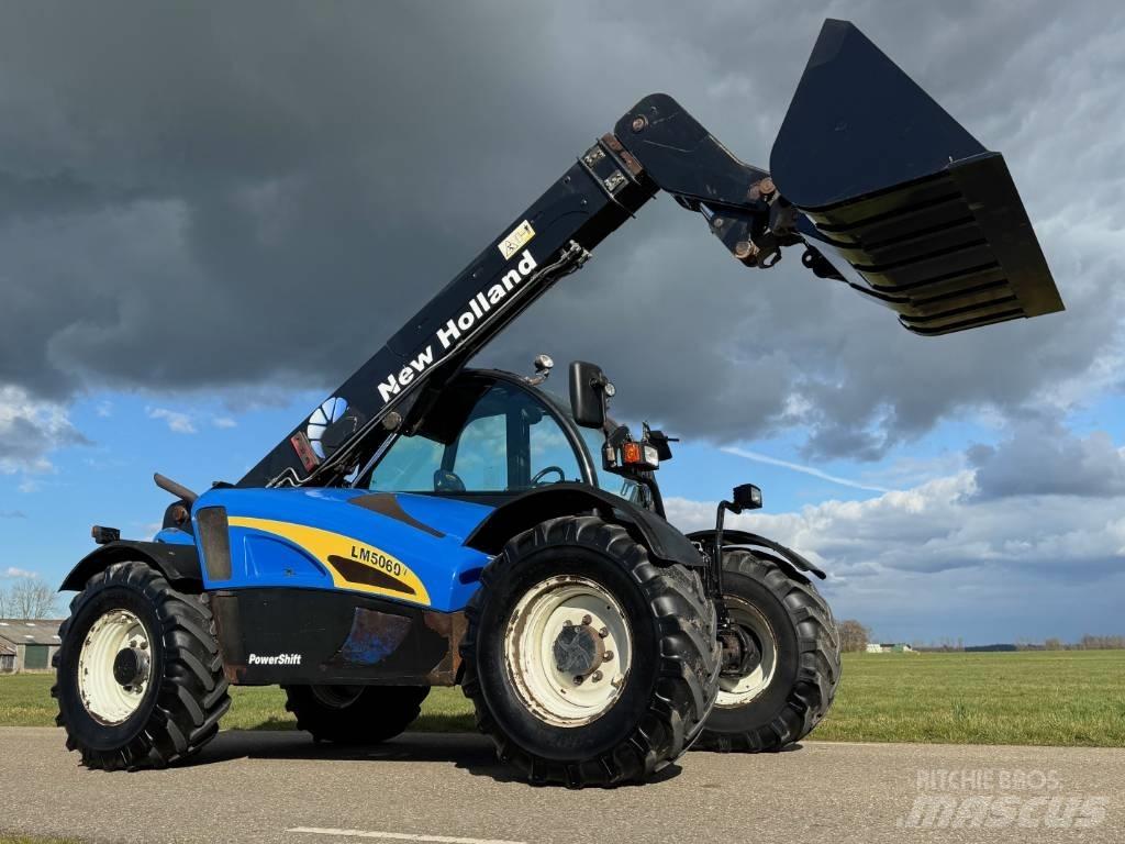 New Holland LM 5060 伸縮臂操作車