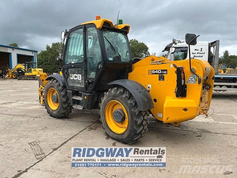 JCB 540-140 伸縮臂操作車