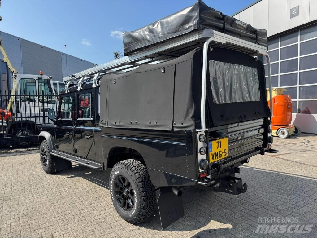 Land Rover Defender 汽車