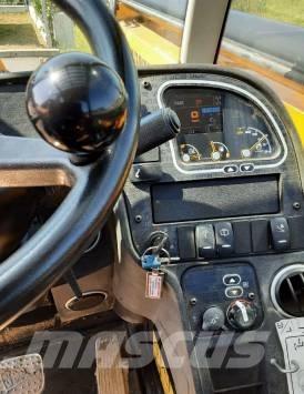 JCB 540-140 伸縮臂操作車