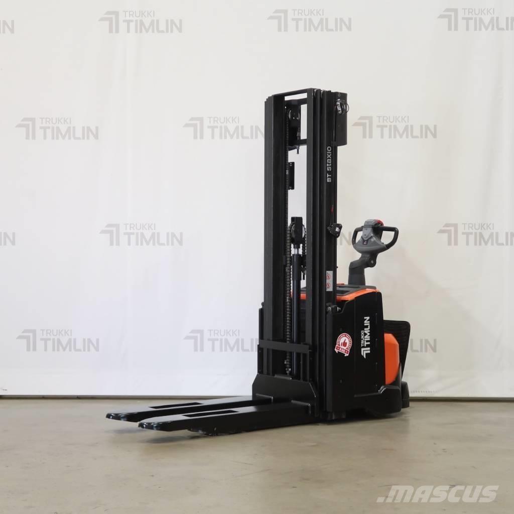 Toyota SWE120L 自走式堆積機