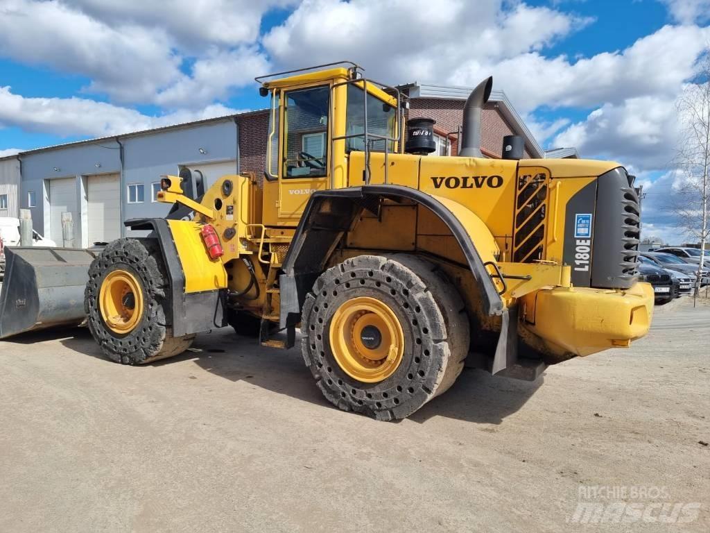 Volvo L 180 E 輪胎式裝載機