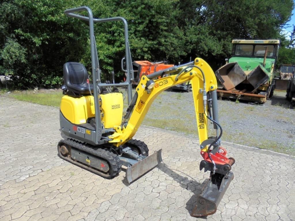 Wacker Neuson 803 小型挖土機/掘鑿機<7t(小型挖掘機)